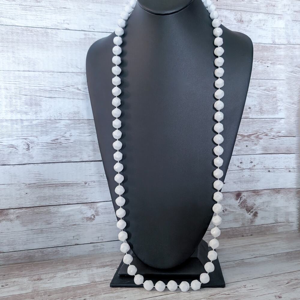 Vintage Necklace White Faceted Beads Retro Statement Necklace 35"